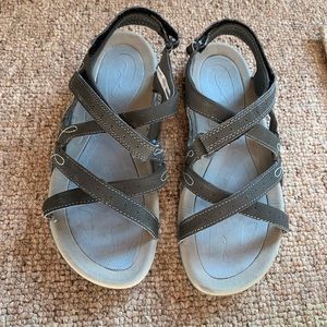 Hi-Tech Women's Athletic Sandal